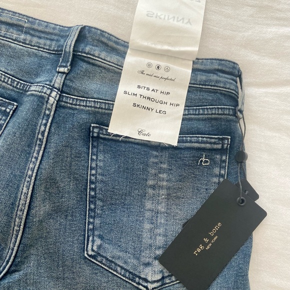 rag & bone Cate Mid-Rise Ankle Jeans - Picture 6 of 8